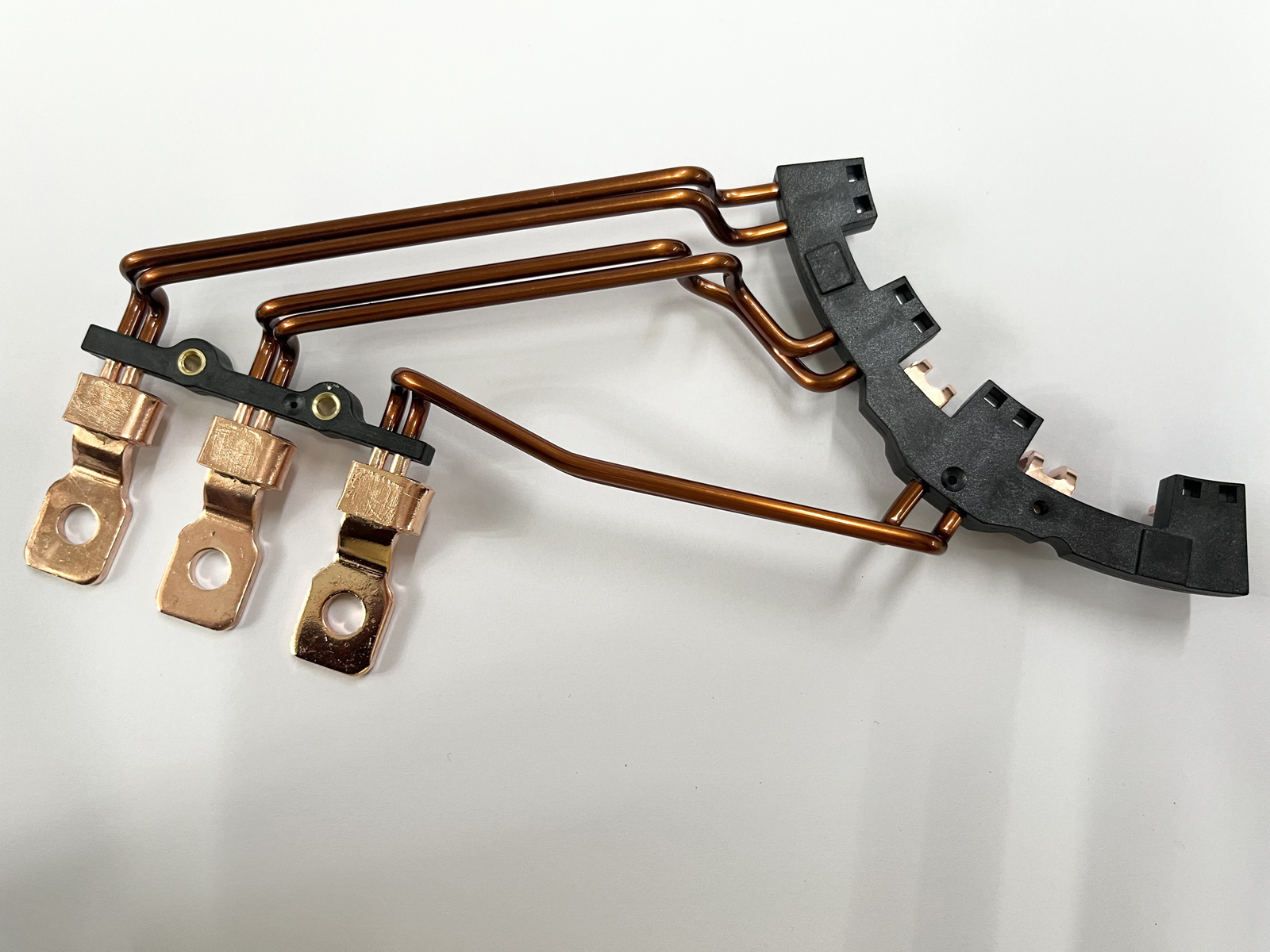 新能源汽车配件